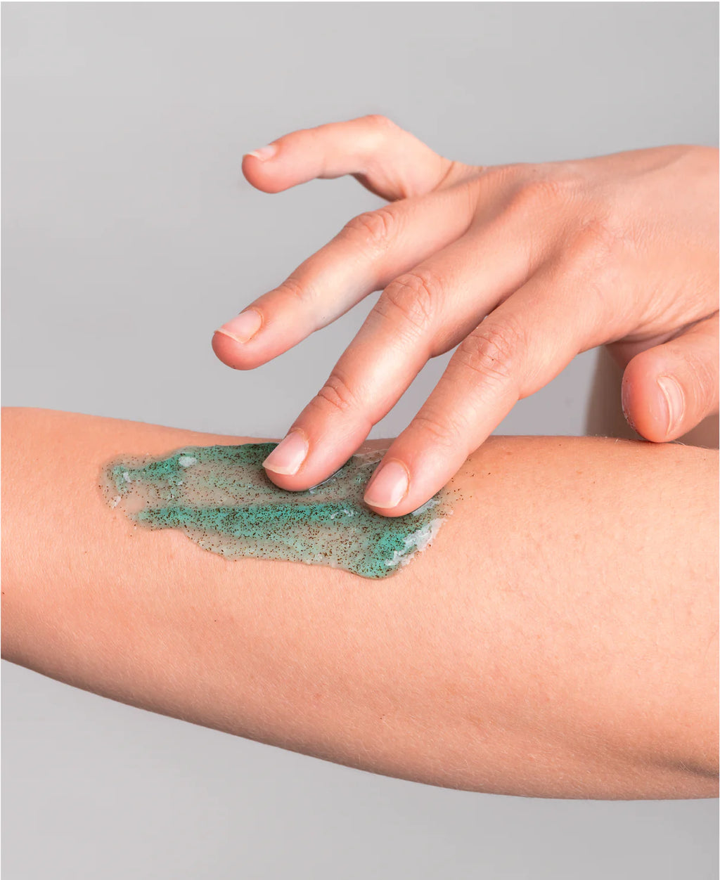 SOSKIN AHA Soyucu Etkili Vücut Peelingi 150 ml aktif içerikleri