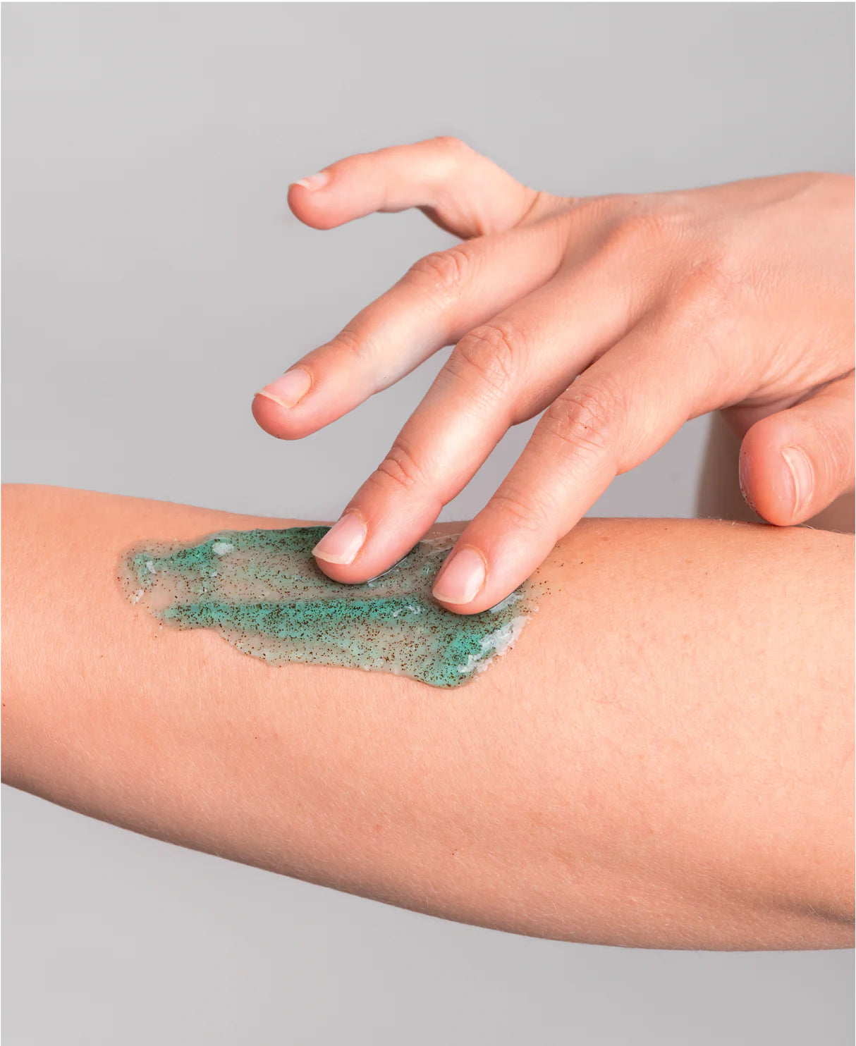 SOSKIN AHA Soyucu Etkili Vücut Peelingi 150 ml aktif içerikleri